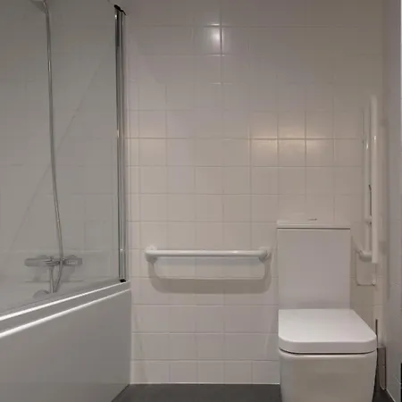 Landescape Bed & Breakfast 4*