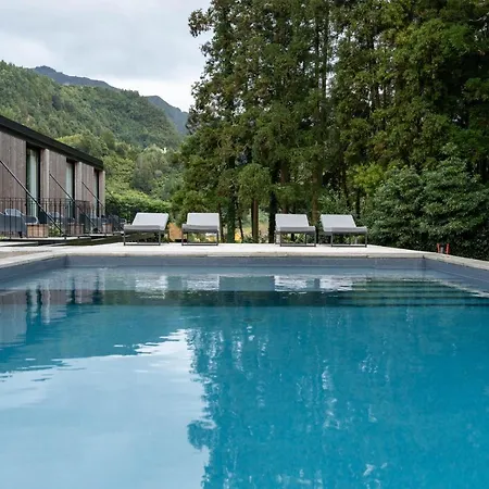 Landescape Furnas Bed & Breakfast *