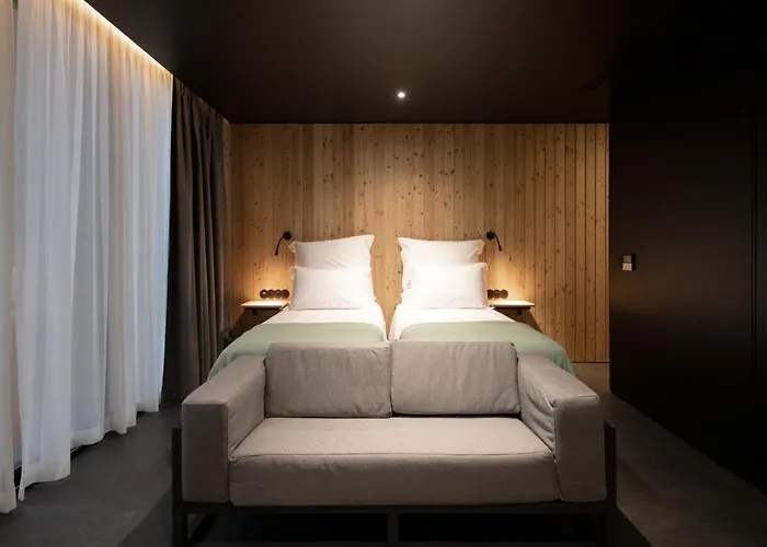 Landescape 住宿加早餐酒店 富尔纳斯