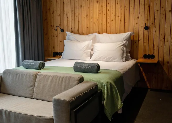 住宿加早餐酒店 Landescape 富尔纳斯